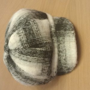 Chic Plaid Hat - Unisex - One Size Fits Most